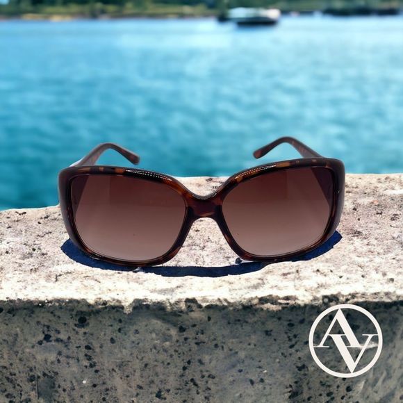 Adrienne Vittadini Tortoise Shell Sunglasses - Picture 1 of 9